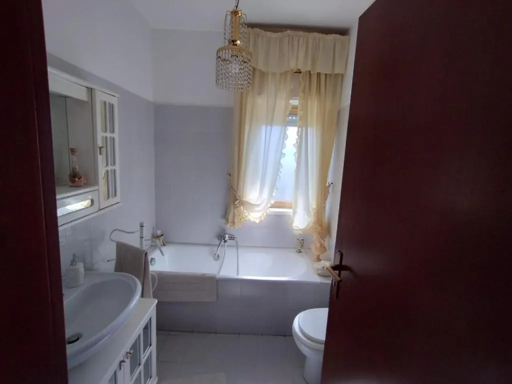 Gramsci Holiday House Apartment Gravina di Catania 0*,  Italy